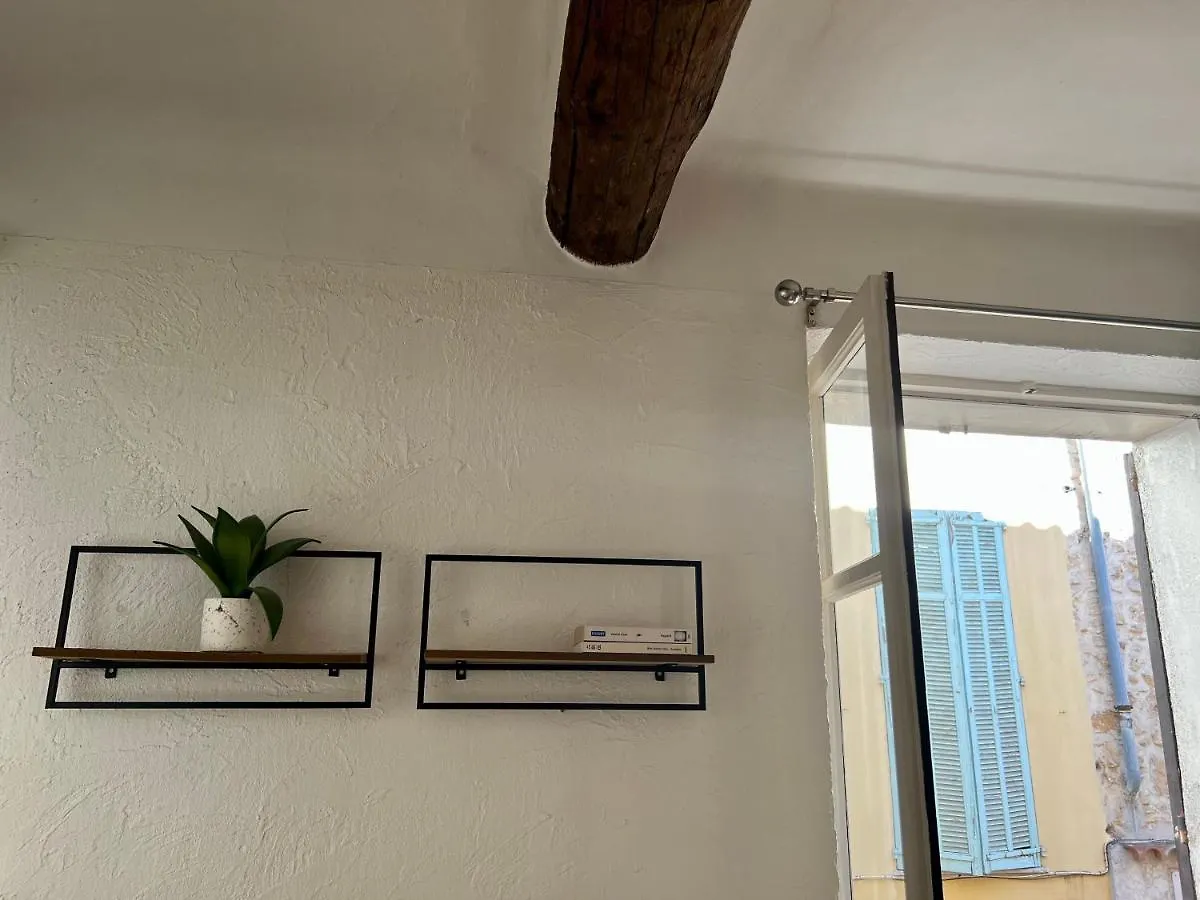 Studio vieil Antibes Appartamento